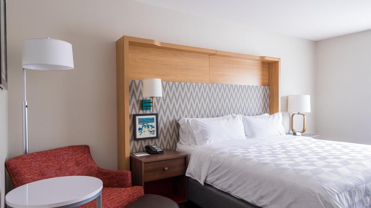 Holiday Inn & Suites Philadelphia W - Drexel Hill By Ihg Dış mekan fotoğraf