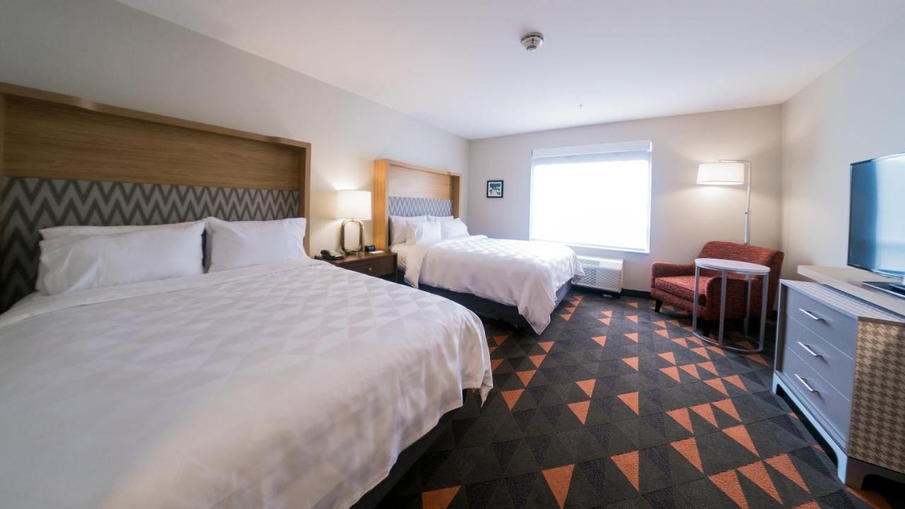 Holiday Inn & Suites Philadelphia W - Drexel Hill, An Ihg Hotel Dış mekan fotoğraf