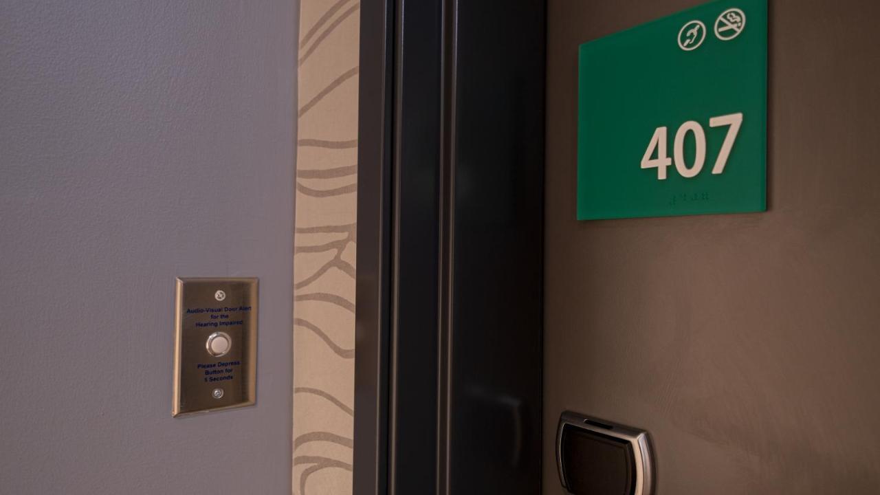 Holiday Inn & Suites Philadelphia W - Drexel Hill By Ihg Dış mekan fotoğraf
